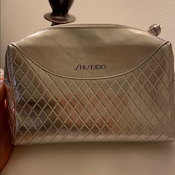 Shiseido makeup/skincare bag - Picture 3 of 4